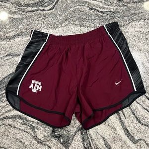 Nike TX A&M Dri-Fit Tempo Shorts Workout Running Womens Medium Maroon Aggies